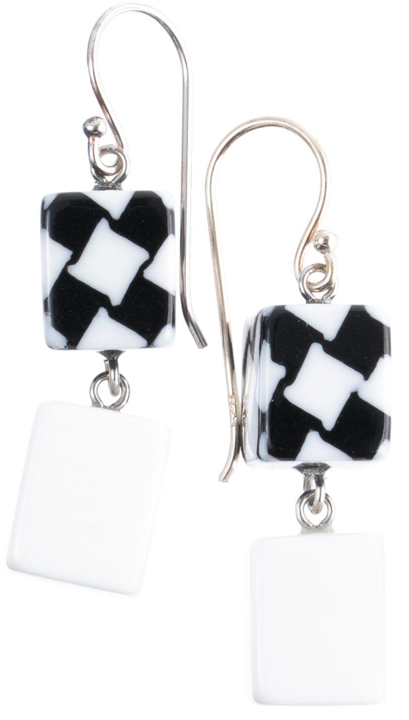 earring NOVEMBER 2beads shorthook, white