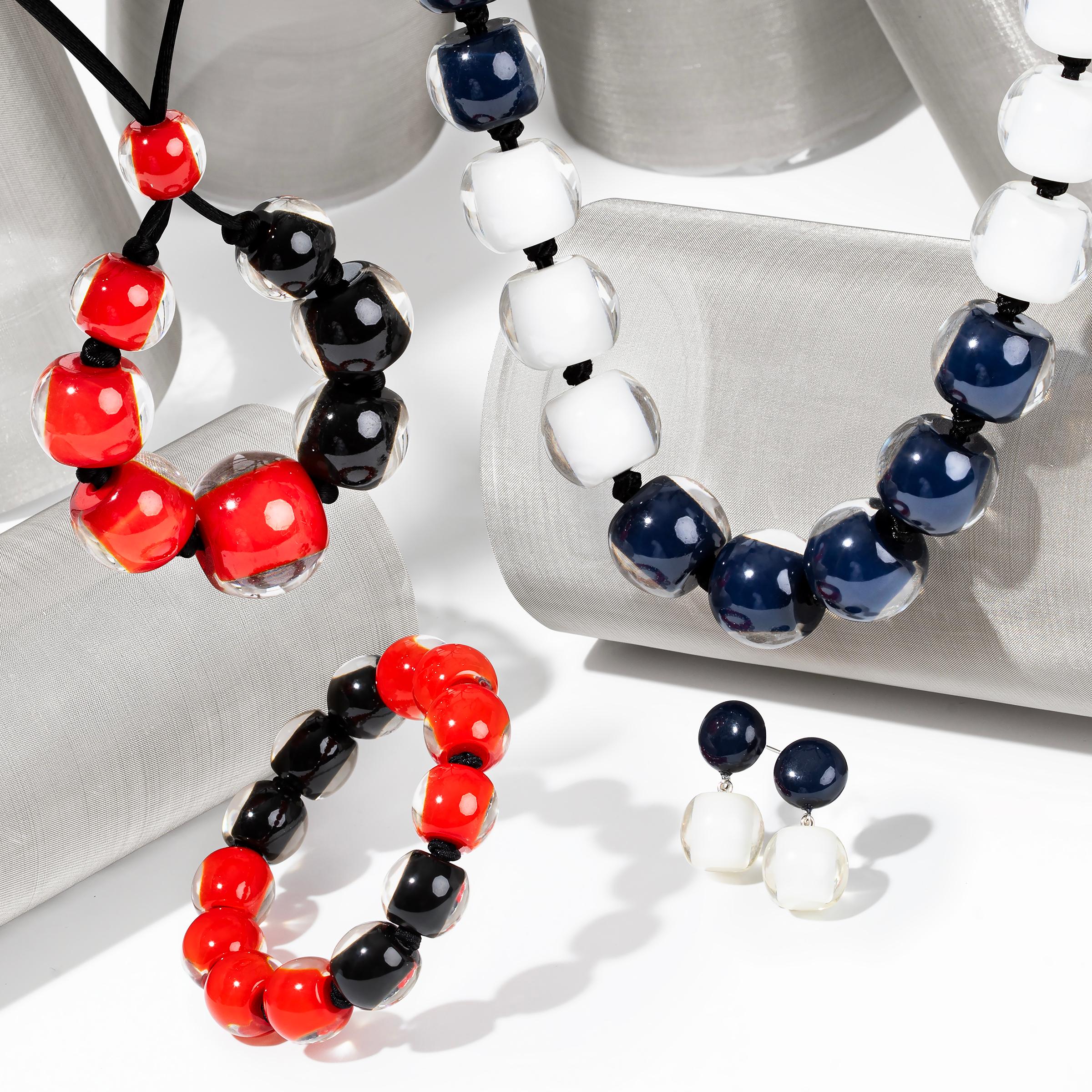 COLOURFUL BEADS